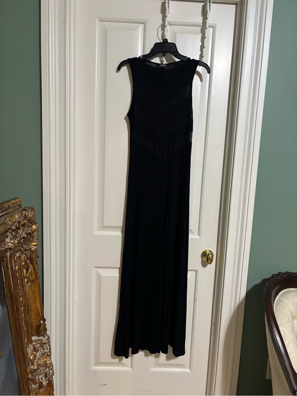 LuLul’s Black Sleeveless Maxi Dress Medium size